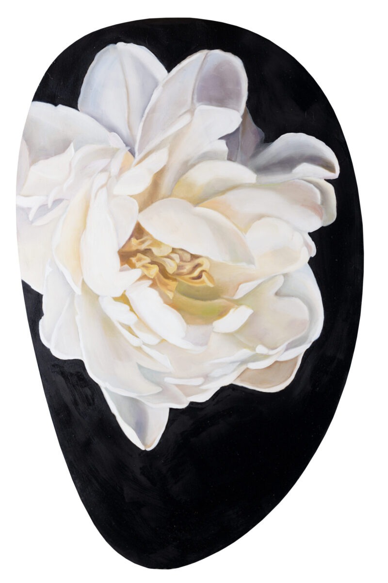 White Peony set with Pebble frame